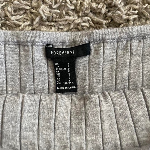 Forever 21 - Picture 2 of 2